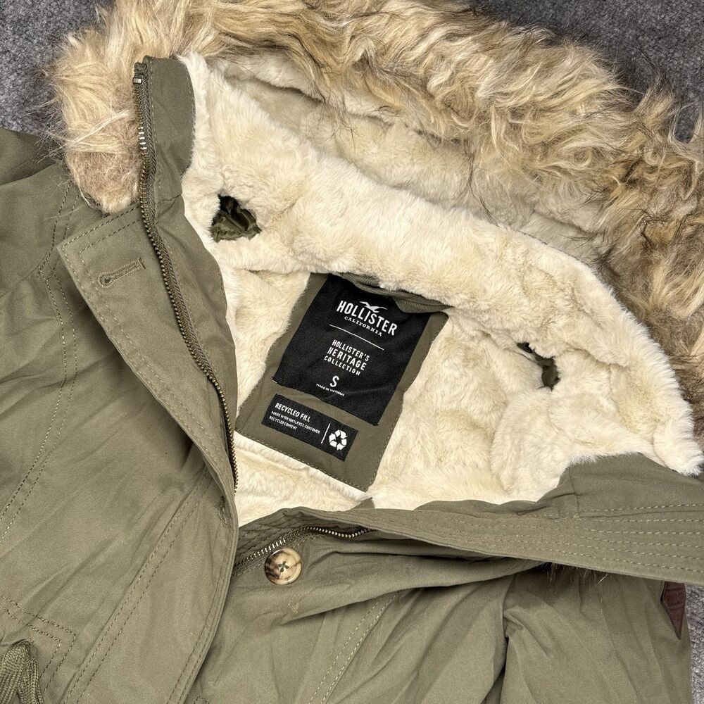 Hollister Heritage Women’s Jacket Size S Faux Fur Lined Coat Green Hooded Winter